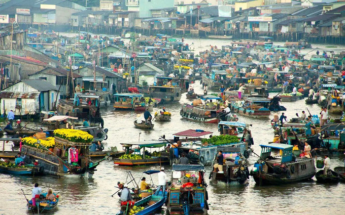 Du khách đến đây có thể tham gia những hành trình du lịch miệt vườn, khám phá những làng nghề truyền thống và trải nghiệm cuộc sống bình dị của người dân địa phương bên sông nước. Ảnh: Internet