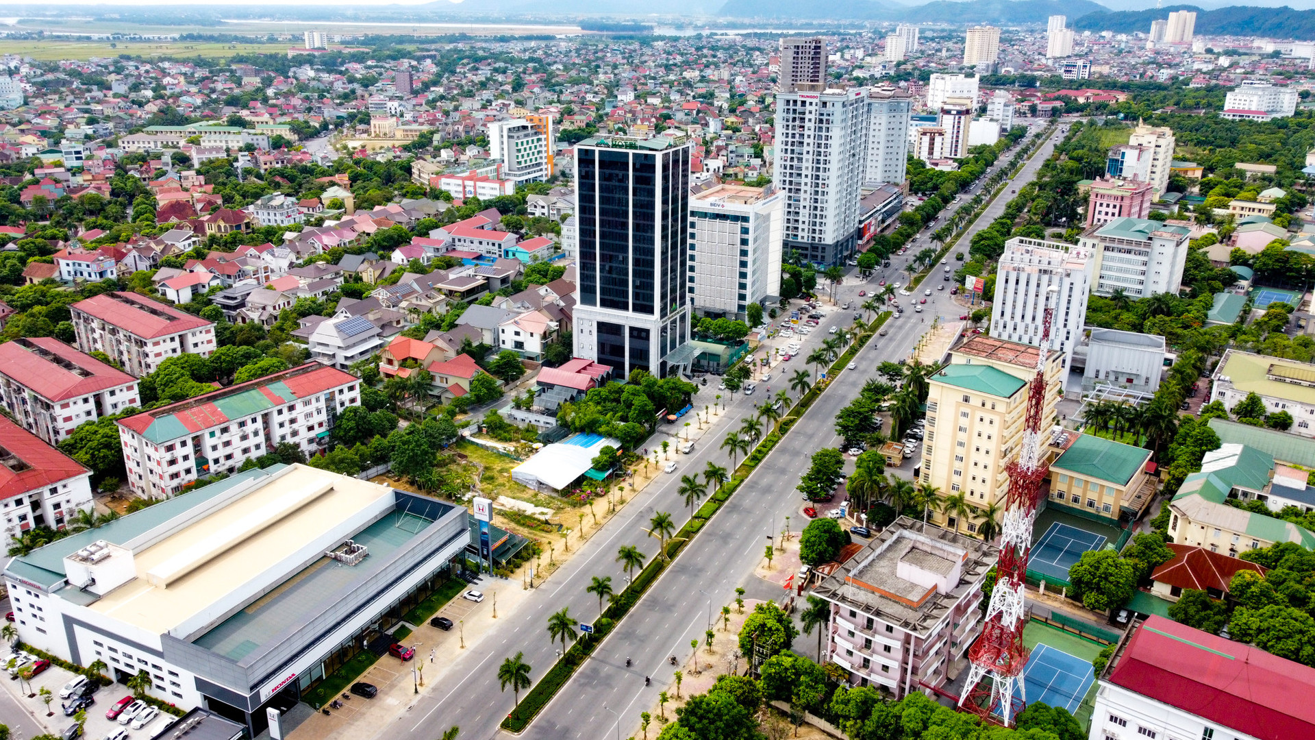Thành phố Vinh mở rộng đạt tiêu chí đô thị loại I - Ảnh 1.