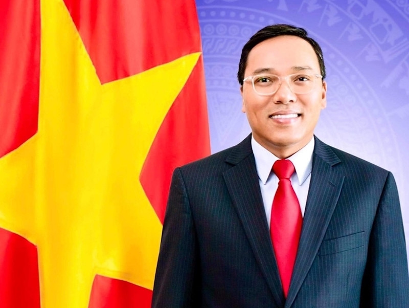 Profile tân Thứ trưởng Bộ Công Thương Nguyễn Hoàng Long