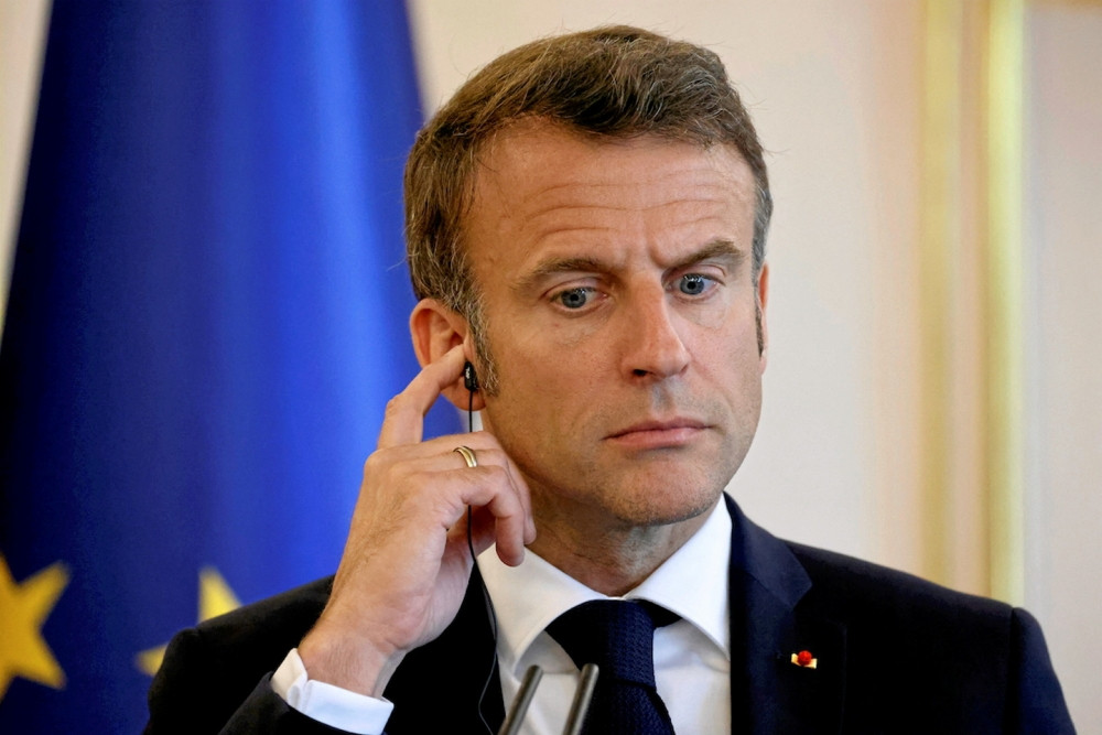 Pháp bất ngờ giải tán Quốc hội trong đêm, chứng khoán châu Âu ‘rung chuyển’