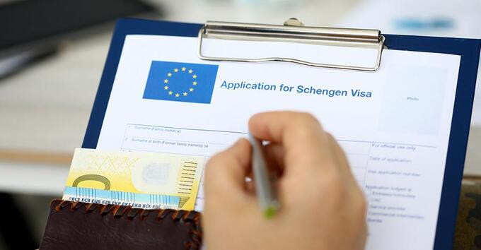 Với thị thực Schengen, du khách có thể nhập cảnh và lưu trú tối đa 90 ngày trong 6 tháng. Ảnh: Internet