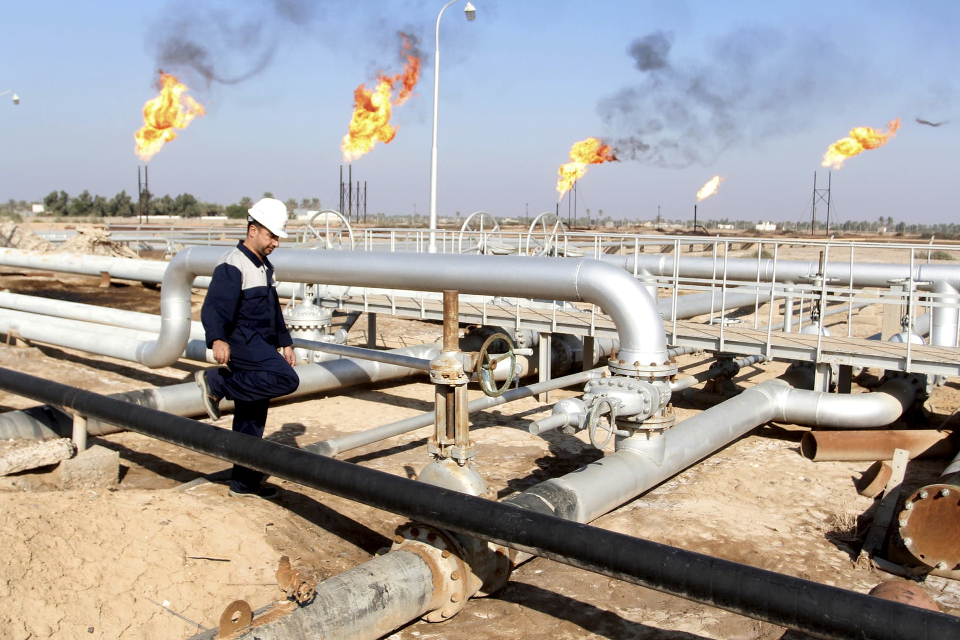 Iraq là quốc gia có trữ lượng dầu khí khổng lồ. ẢNh: CNBC