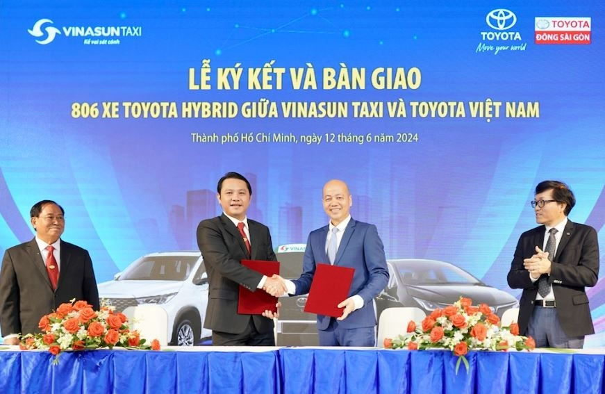 Vinasun hợp tác cùng Toyota đầu tư 2.000 chiếc xe, trở thành hãng Taxi Hybrid đầu tiên tại Việt Nam