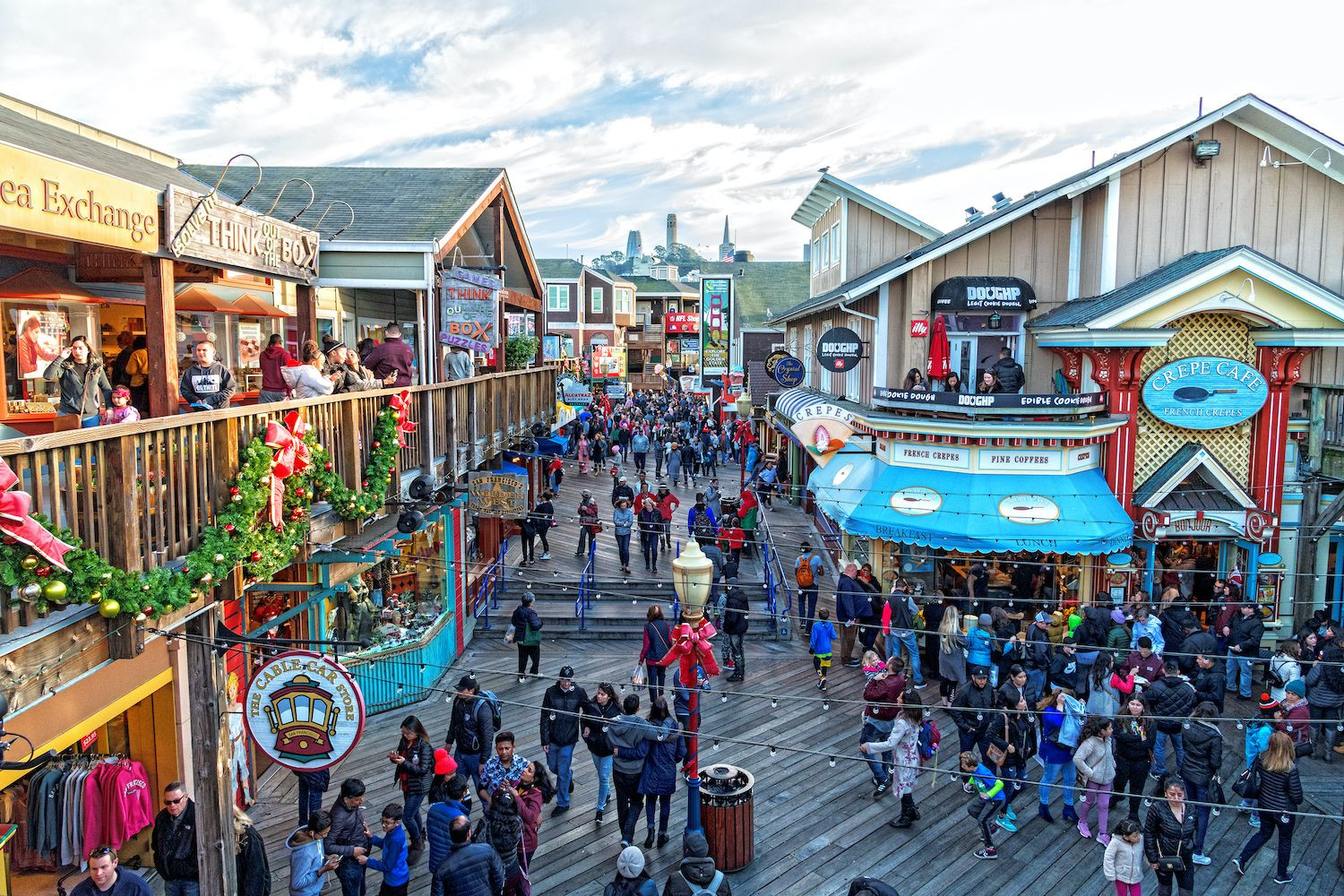 Thiên đường vui chơi giải trí và ẩm thực Fisherman's Wharf. Ảnh: Vibemap