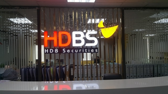 HDBank (HDB) chi 658 tỷ đồng để sở hữu 30% vốn của một công ty chứng khoán 18 tuổi