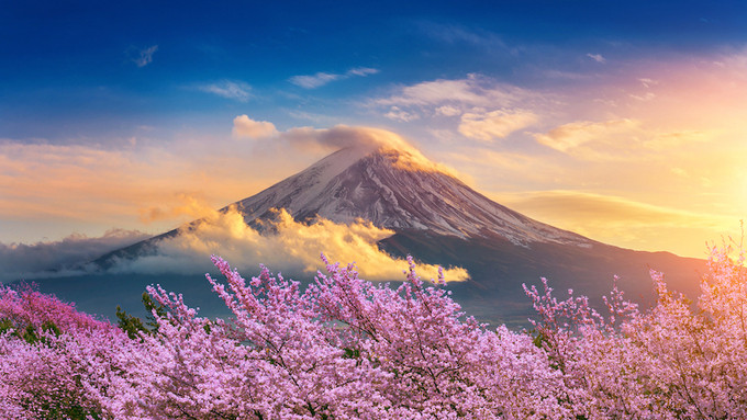 Núi Phú Sĩ là điểm đến nổi tiếng nhất Nhật Bản mà bất kỳ ai cũng đều muốn tận mắt chiêm ngưỡng và trải nghiệm. Ảnh: Vietjetair.
