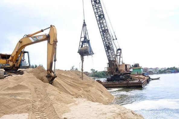 3 công ty Campuchia có thể cung cấp đủ số cát để làm đường cao tốc phía Nam