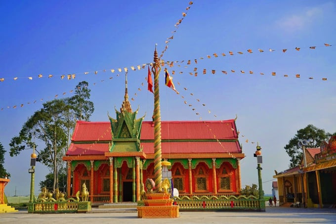Mỗi năm, nơi này tổ chức nhiều lễ hội của người Khmer, thu hút đông đảo người dân từ khắp nơi đến tham dự. Ảnh: Ngọc Khuyến