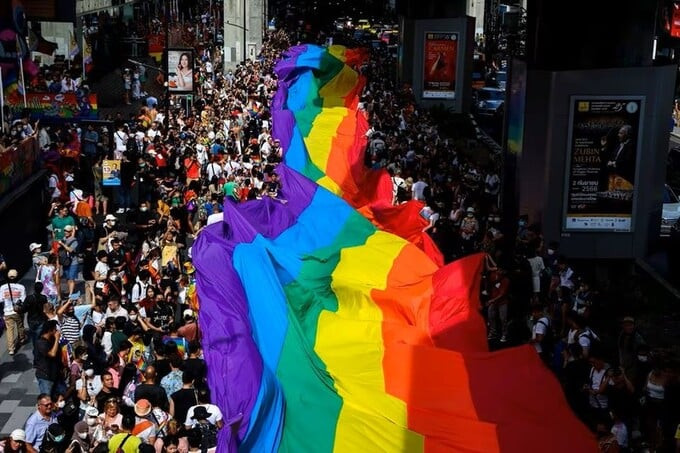 Cuộc diễu hành LGBTQ+ Pride hàng năm tại Bangkok, Thái Lan ngày 4/6/2023 (Ảnh: Reuters)