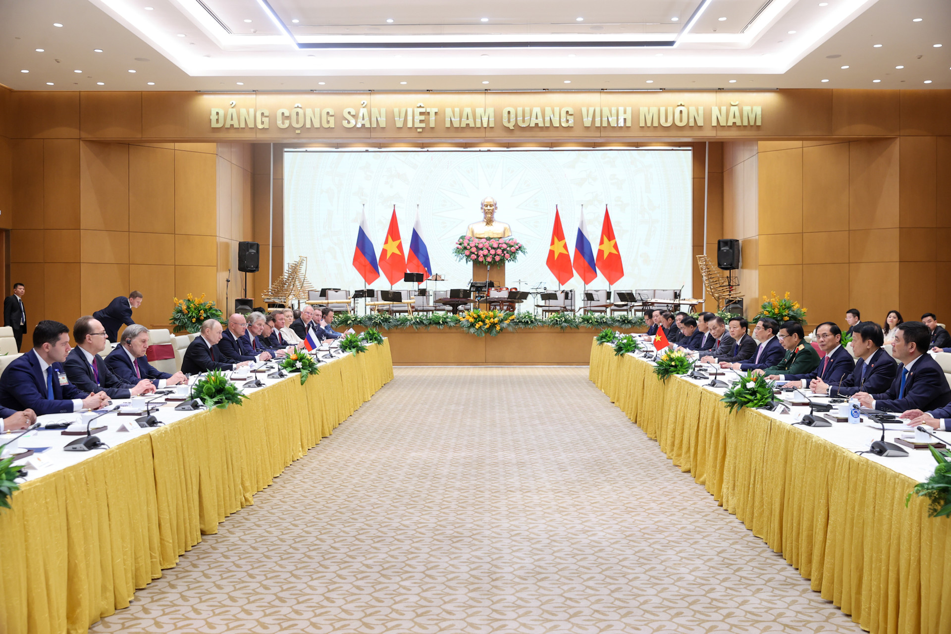 Sớm triển khai một số dự án lớn mang tính chất 'hải đăng' của Nga tại Việt Nam- Ảnh 5.