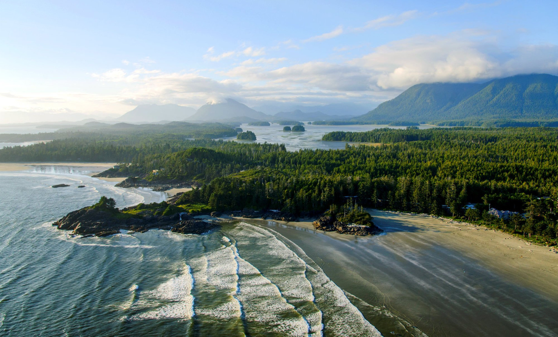 Đảo Vancouver. Ảnh: Traveling Islanders