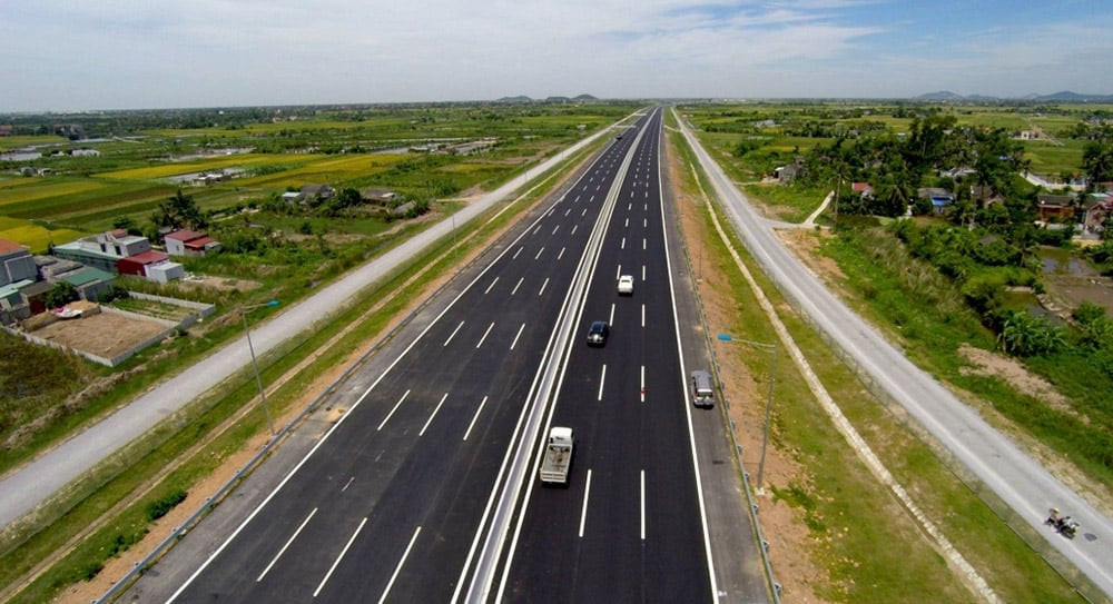 Dự án đầu tư xây dựng cao tốc Ninh Bình - Hải Phòng qua địa phận Ninh Bình với tổng chiều dài là 25,3km (Hình minh họa)