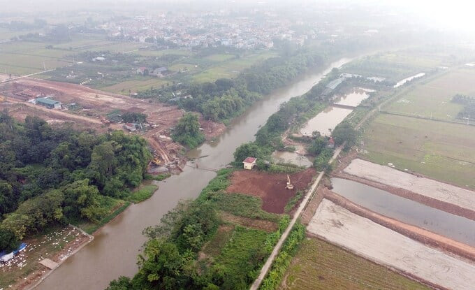 Đoạn đường Vành đai 4 - Vùng Thủ đô đi qua huyện Sóc Sơn (nguồn ảnh: Môi trường đô thị)