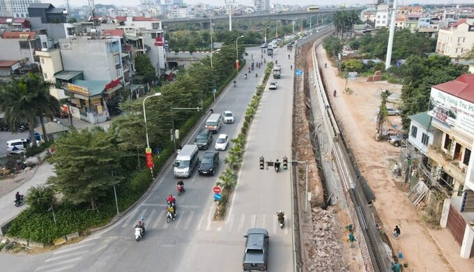 Đường Âu Cơ - Nghi Tàm lùi thời gian thông xe