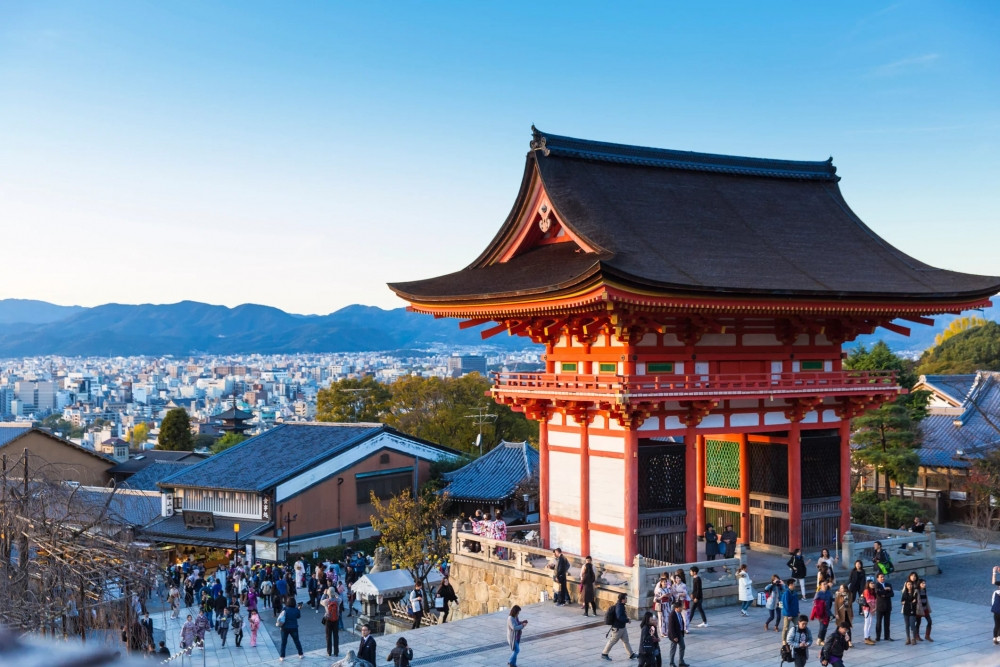 Đồng Yên lao dốc, du lịch trở thành 'cỗ máy xuất khẩu' thứ 2 của Nhật Bản