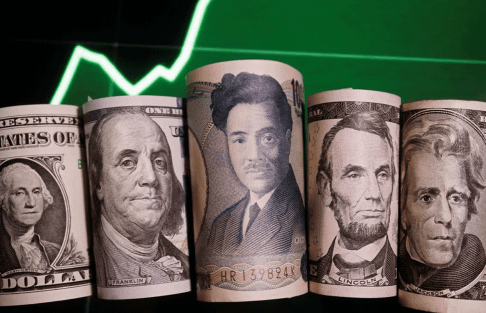 Fed đã ‘giáng đòn’ mạnh thế nào khiến đồng yên trượt xuống mức thấp nhất kể từ năm 1986?