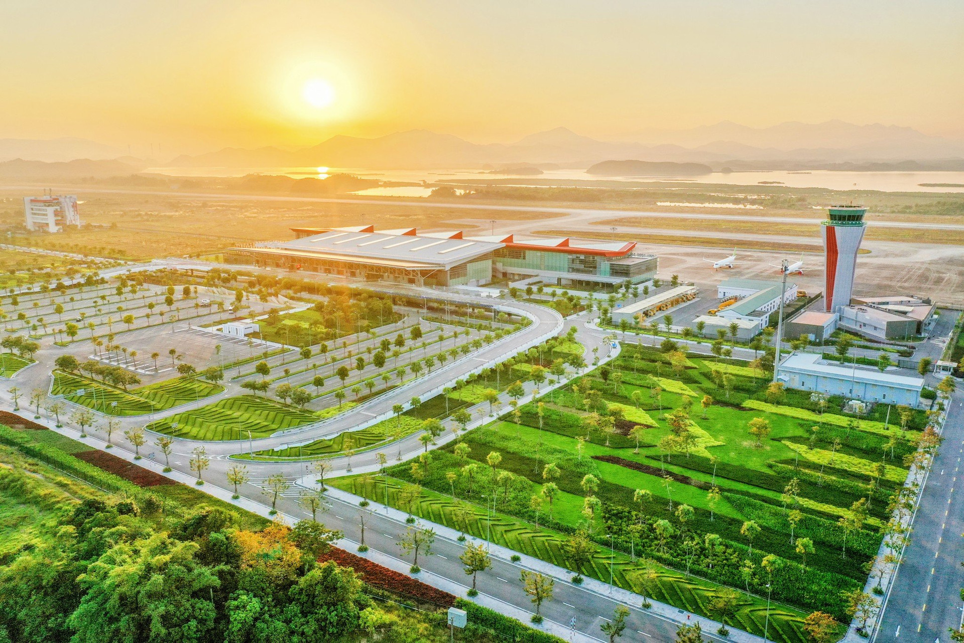 Cảng hàng không Vân Đồn, sân bay tư nhân đầu tiên của Việt Nam. Ảnh: Ngọc Đẹp/An ninh Tiền tệ - Tạp chí Người Đưa Tin Pháp luật
