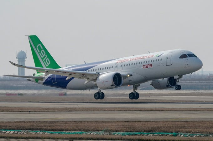 Một chiếc C919 của hãng hàng không China Eastern Airlines. Ảnh: Reuters