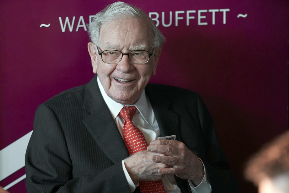 Warren Buffett 'cho không' hơn 5 tỷ USD, quyết định làm lại di chúc sau vụ ly hôn của Bill Gates
