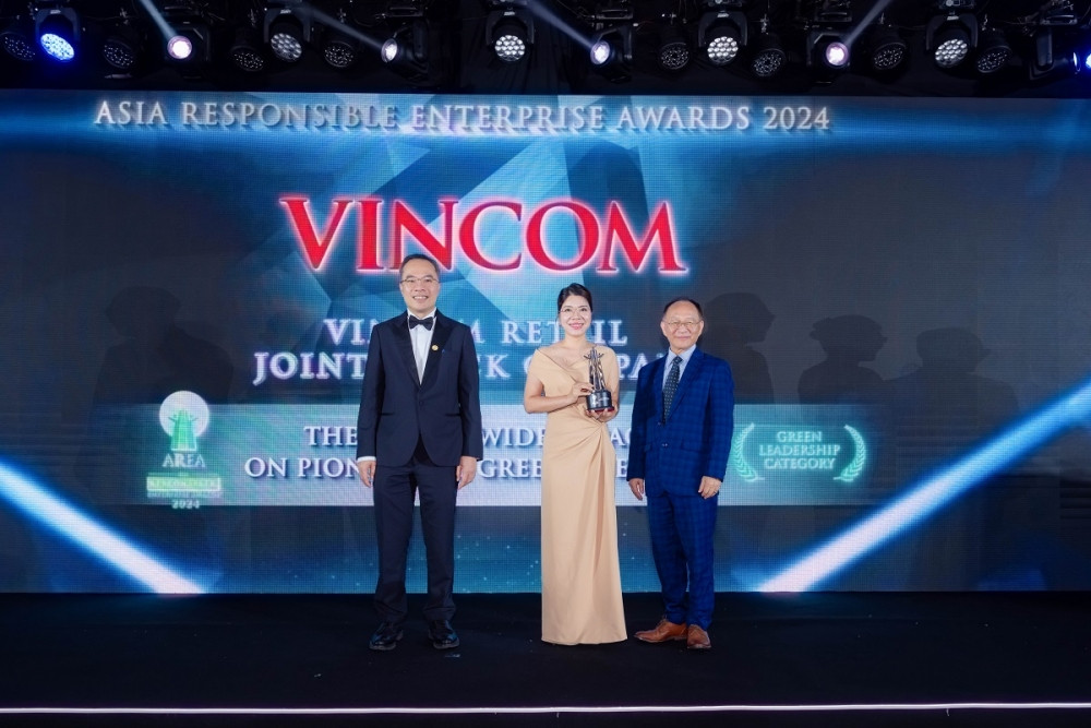 Vincom Retail liên tiếp nhận 2 giải thưởng danh giá, khẳng định vị thế dẫn đầu ngành bất động sản bán lẻ Việt Nam