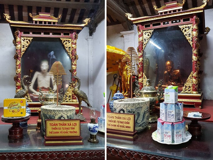 Hình ảnh hai pho tượng là người thật đang được lưu giữ tại chùa Đậu. Ảnh: Internet
