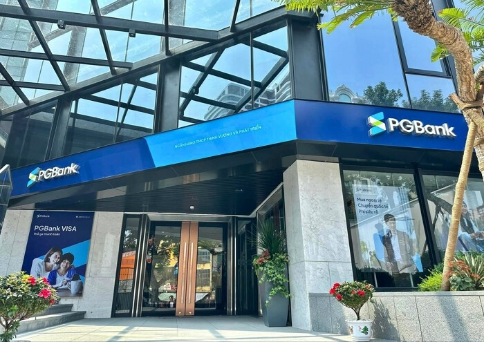 PGBank (PGB) miễn nhiệm một Phó Tổng Giám đốc