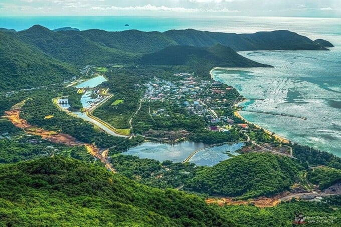 Đối với phần thi công cáp ngầm trên đảo, các tiêu chuẩn khắt khe phải được tuân thủ để đảm bảo không ảnh hưởng đến Vườn quốc gia Côn Đảo. Ảnh: Internet