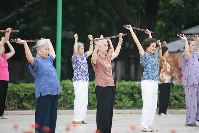 Người cao tuổi thường có xu hướng ít tập thể dục hơn những nhóm tuổi khác. Ảnh minh họa: Internet