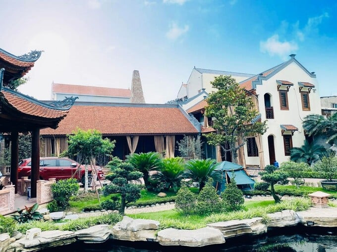 Toàn cảnh khuôn viên ngôi nhà bằng gỗ quý đẹp như resort tại Bắc Ninh. Ảnh: Internet