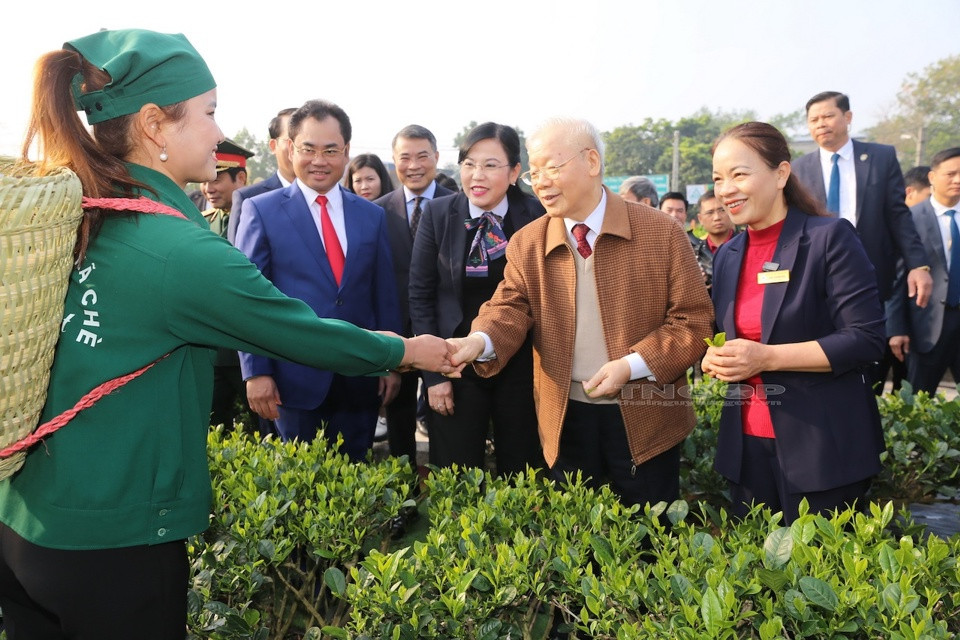 Tổng Bí thư Nguyễn Phú Trọng trong chuyến thăm và làm việc với tỉnh Thái Nguyên vào đầu năm 2023. Ảnh: Báo Thái Nguyên.