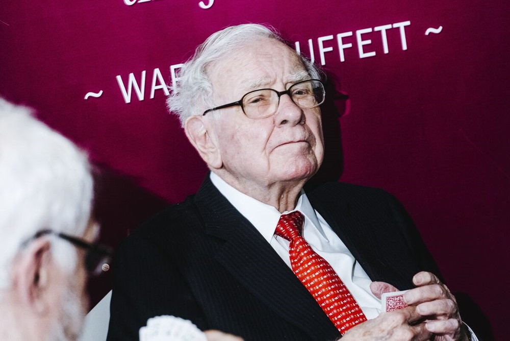 Warren Buffett bán hơn 1 tỷ USD cổ phiếu của ngân hàng top đầu nước Mỹ - ảnh 1