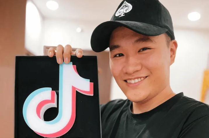 'Trùm TikTok' Duy Muối bị đình chỉ và bãi nhiệm khỏi chức vụ Giám đốc sáng tạo tại DC Media