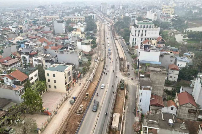 Đường Âu Cơ - Nghi Tàm (đoạn từ khách sạn Thắng Lợi đến nút giao cầu Nhật Tân) (nguồn ảnh: Báo Lao Động)