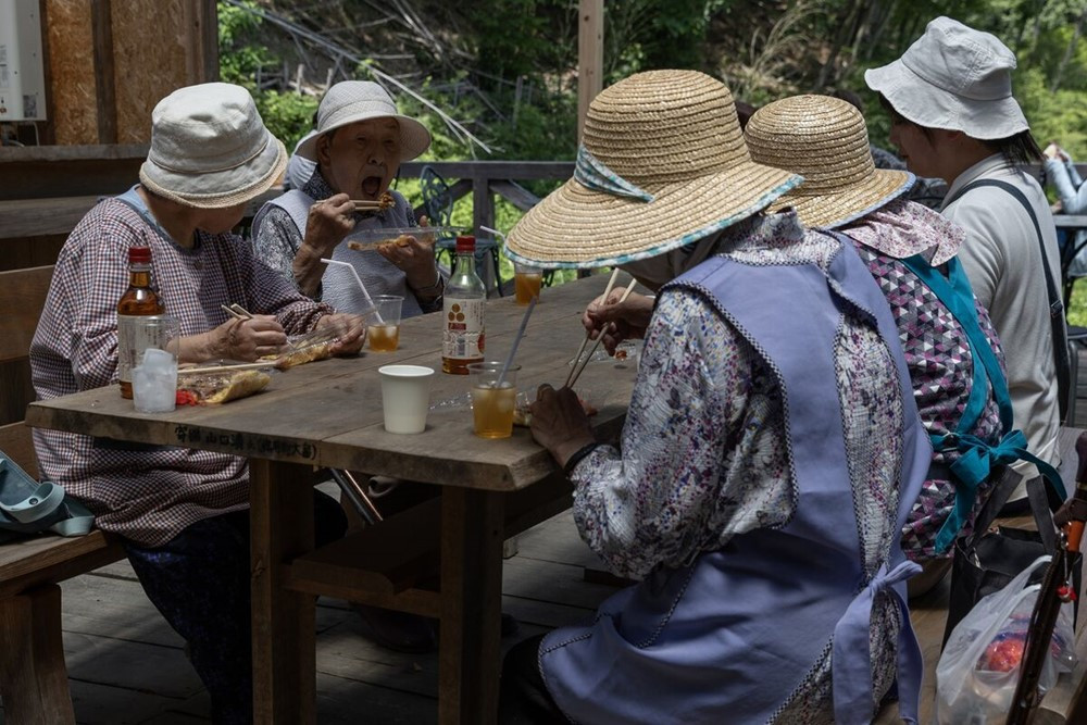 Siêu cường châu Á có thể bị 'quật ngã' vì khủng hoảng dân số, nhiều công ty phá sản vì không đủ nhân lực - ảnh 1