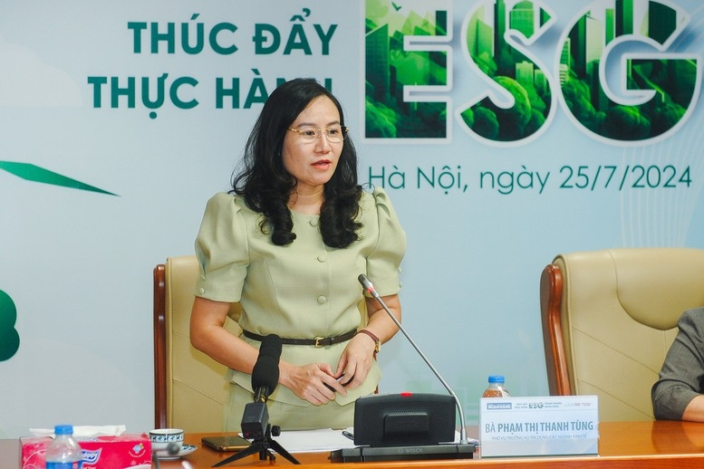 Bà Phạm Thị Thanh Tùng, Phó Vụ trưởng Vụ trưởng Vụ Tín dụng các ngành kinh tế (NHNN) phát biểu - Ảnh: VGP/HT
