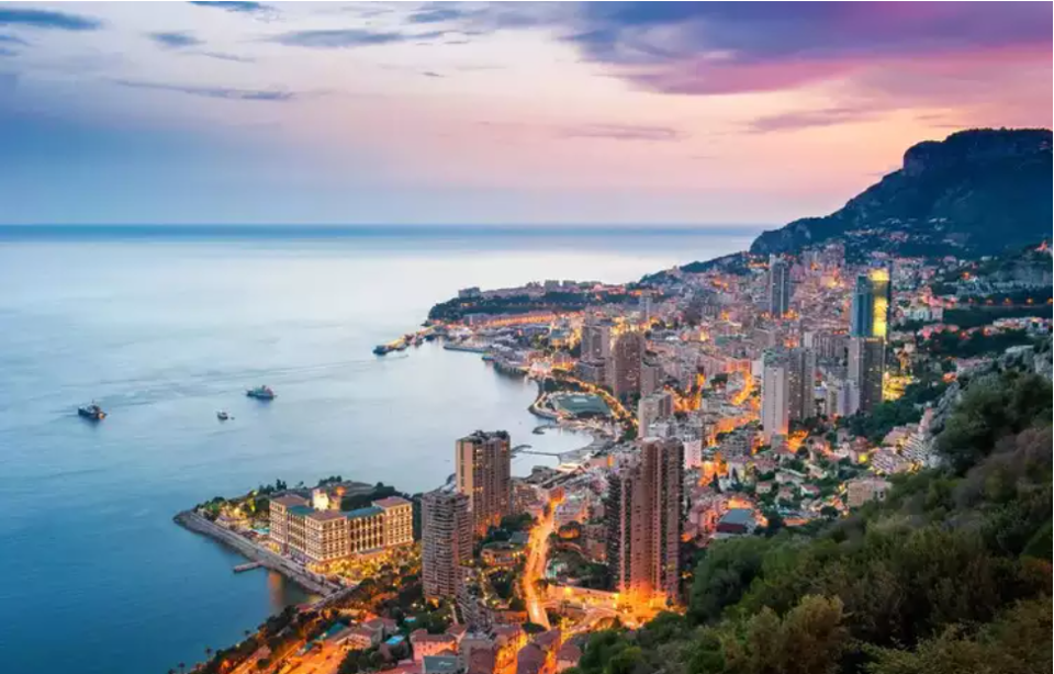 Monaco là một quốc gia nổi tiếng bởi sự xa hoa, lộng lẫy và môi trường thuế thuận lợi. Ảnh: Getty image