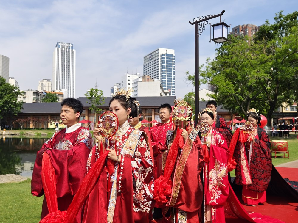 Độc lạ: Láng giềng Việt Nam mở ngành học về tổ chức đám cưới, tháng 9 bắt đầu tuyển sinh Đại học - ảnh 1