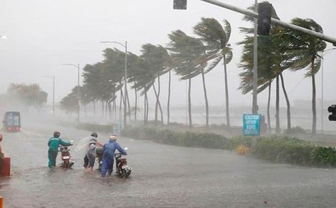 Do biến đổi khí hậu, các cơn bão có nguy cơ mạnh lên, di chuyển lâu hơn trong đất liền. Ảnh: Internet