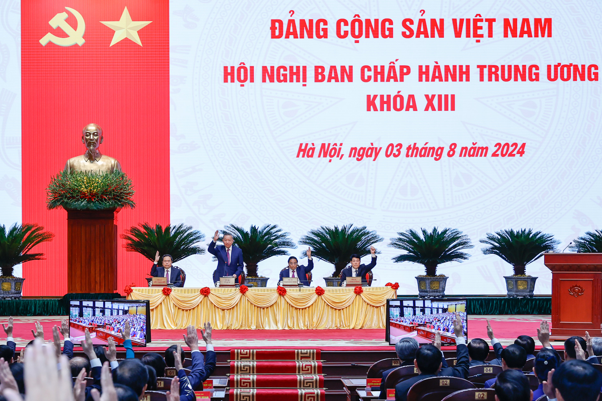 Khai mạc Hội nghị Ban Chấp hành Trung ương khóa XIII- Ảnh 3.