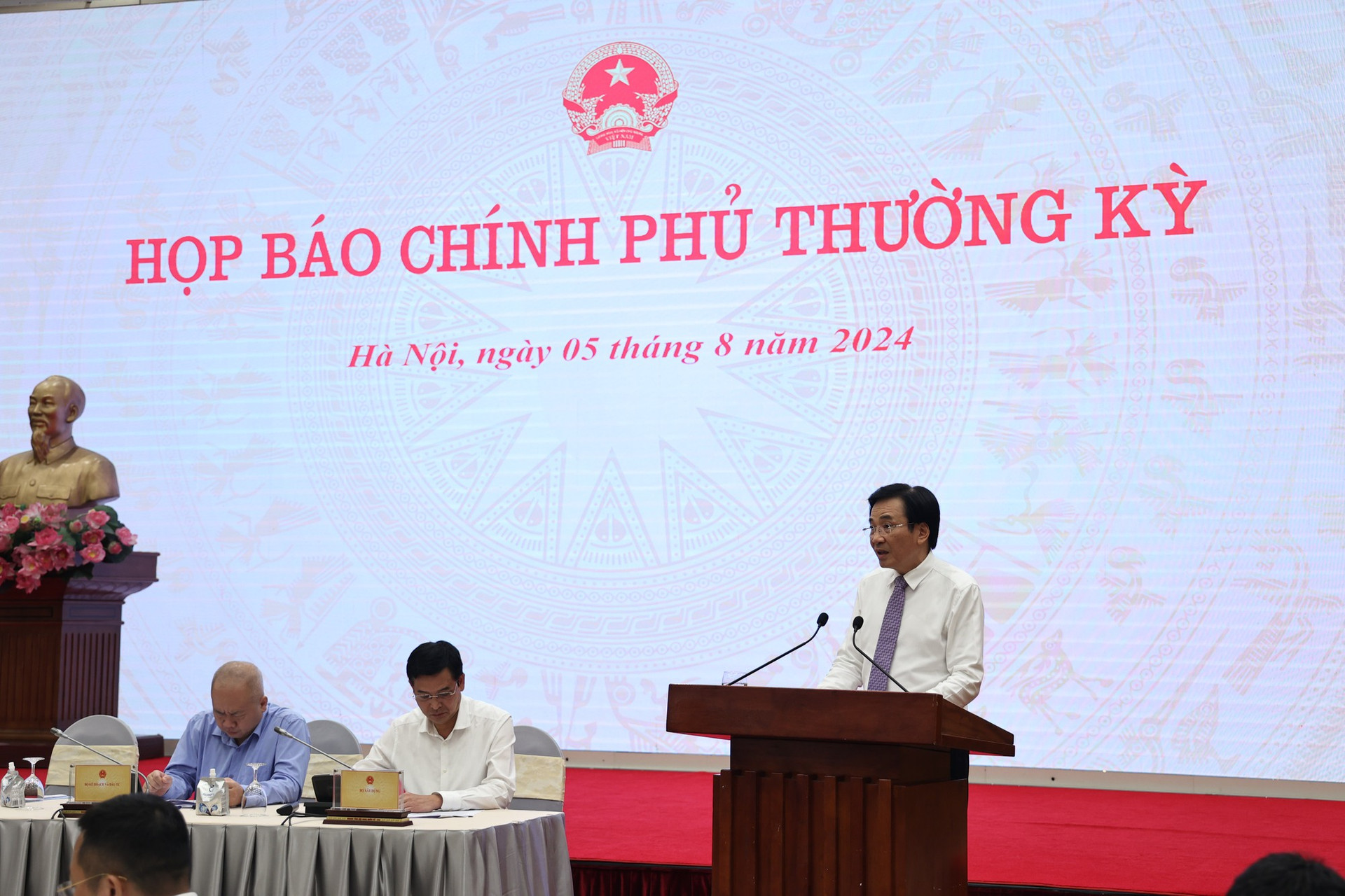 TỔNG THUẬT: Họp báo Chính phủ thường kỳ tháng 7/2024- Ảnh 1.