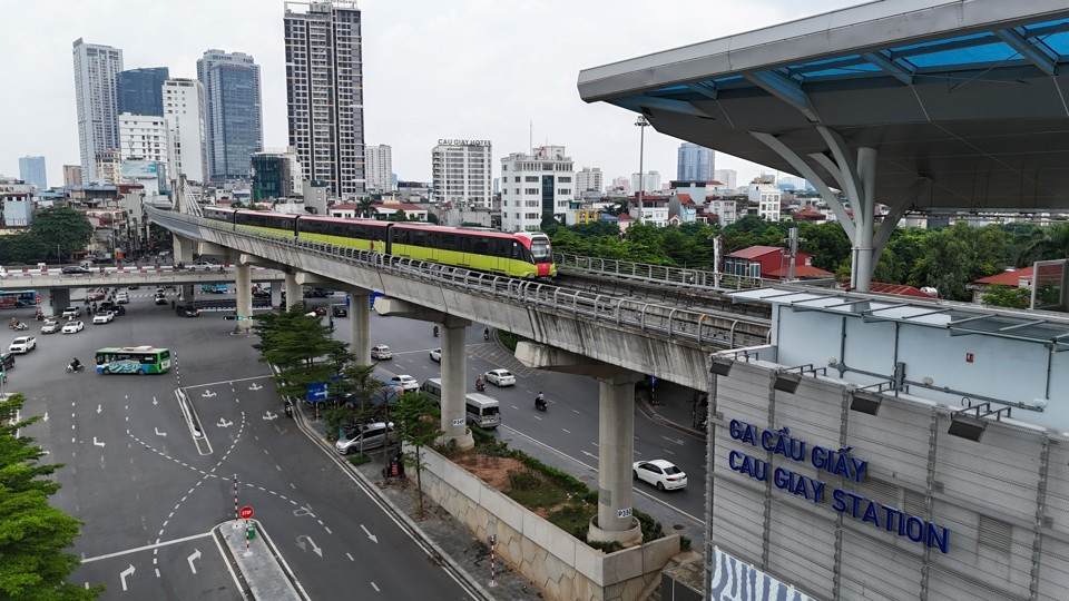 Thời gian khai thác, vận hành từ 5 giờ 30 đến 22 giờ, hàng ngày.