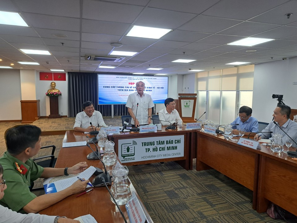Trưởng Ban Tuyên giáo Thành ủy TP Hồ Chí Minh Phan Nguyễn Như Khuê chủ trì họp báo về tình hình kinh tế - xã hội của TP vào chiều 8/8.
