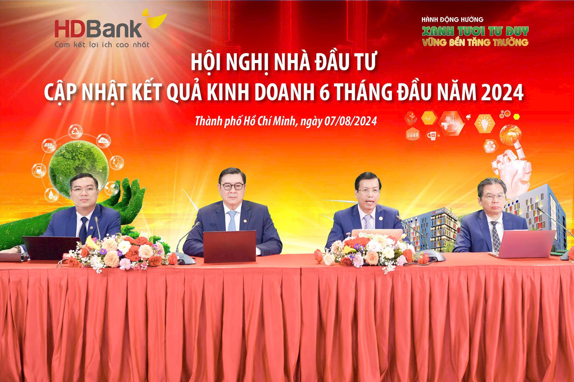 Kết quả kinh doanh bán niên đạt nhiều thành tựu nổi bật, HDBank khẳng định vị thế top đầu trong ngành ngân hàng