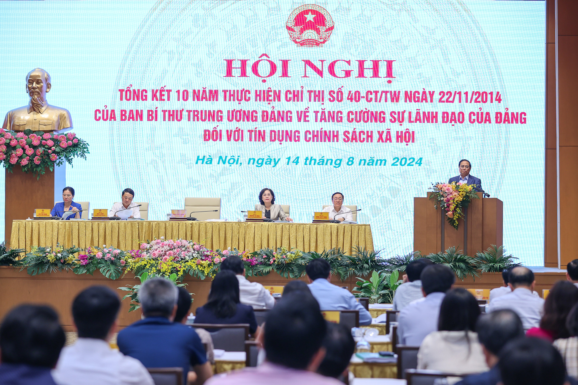 Thủ tướng: Tăng cường nguồn lực tín dụng xã hội để ‘tất cả cùng phát triển’, ‘không ai bị bỏ lại phía sau’- Ảnh 7.