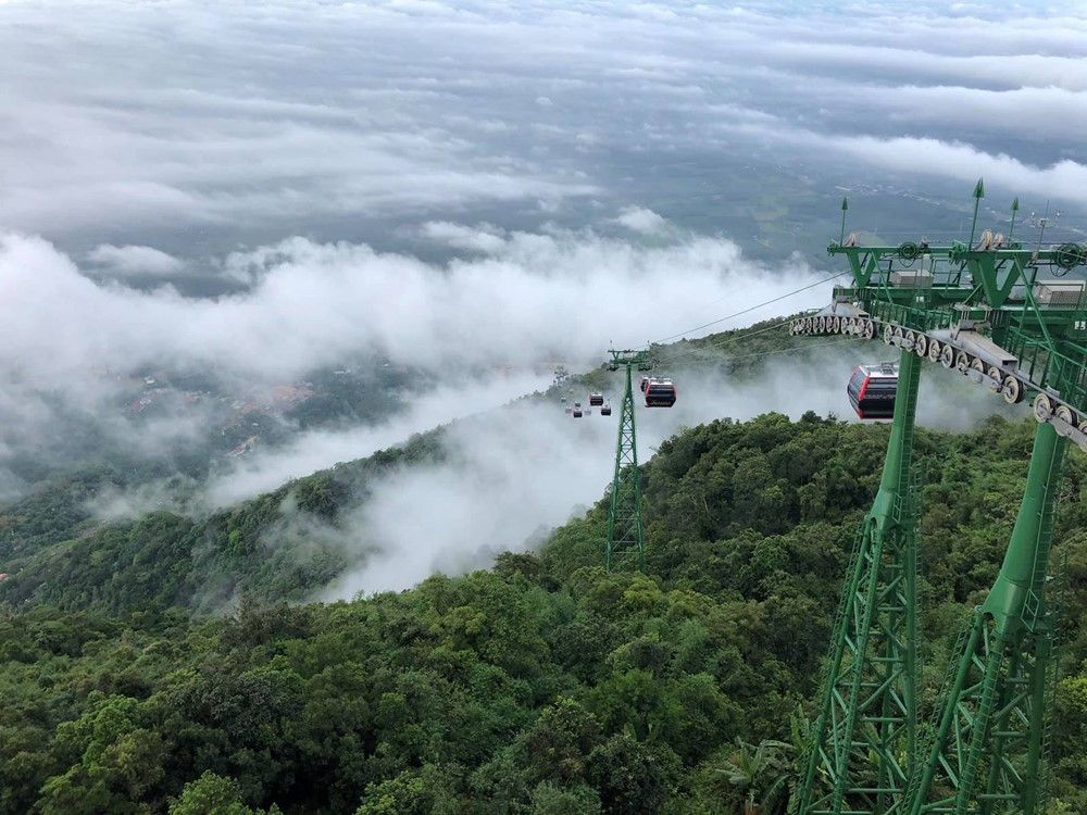 Quần thể du lịch tâm linh nằm trên đỉnh ‘nóc nhà Nam Bộ’, chỉ cách TP. Tây Ninh 11km - ảnh 5