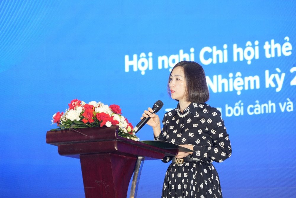 Bà Nguyễn Thị Kim Oanh, Chủ tịch Chi Hội thẻ Ngân hàng. Ảnh: VNBA