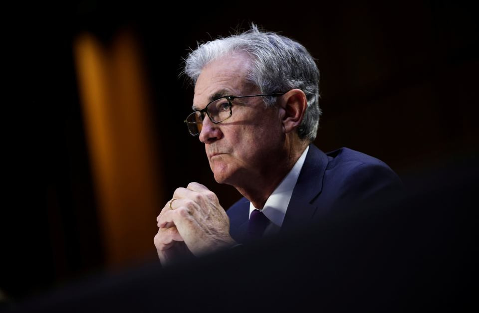 Chủ tịch FED Jerome Powell sẽ có bài phát biểu quan trọng về khả năng cắt giảm lãi suất trong tháng 9. Ảnh: Reuters