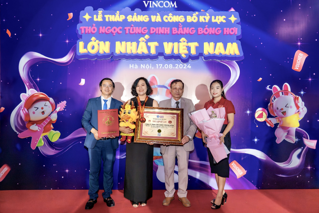 Vincom khởi động lễ hội trung thu 2024 'Moon Malliday – tùng dinh dinh, linh đình phá cỗ’ ảnh 3