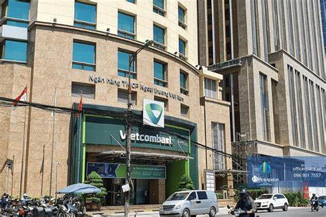 Cho thuê 3 tòa cao ốc đẹp bậc nhất TP.HCM và Hà Nội, Vietcombank 'bỏ túi' bao nhiêu tiền mỗi năm?