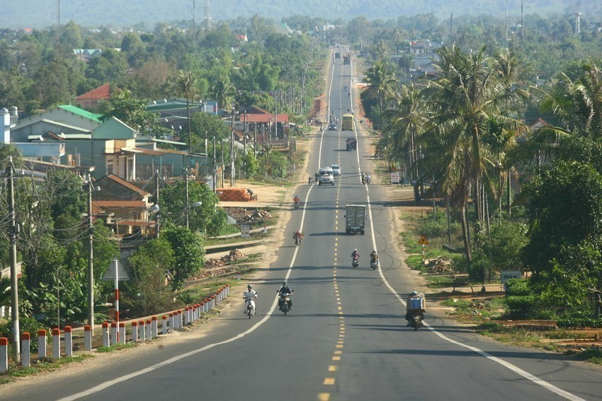 Con đường ‘đau thương’ nhất Việt Nam từng hứng chịu 4 triệu tấn bom đạn và 80 triệu lít chất độc hóa học - ảnh 5